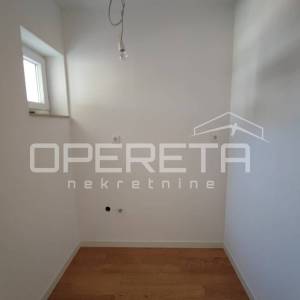 Novogradnja, 2s stan 75 m2 sa poslovnim prostorom 30 m2, vrt i garaža