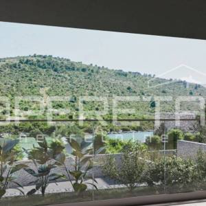 Novogradnja 30 m od mora s pogledom na more, Rogoznica, 66 m2, 3sb