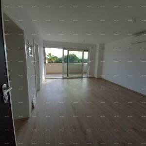 Novogradnja! Prodaja stana s dvije spavaće sobe i garažom. Blizina mora! Medulin!