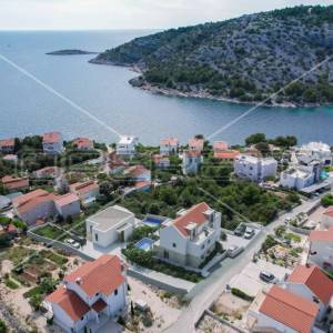 Novogradnja u Stivašnici, stan s tri terase i pogledom na more, 146 m2