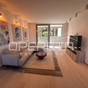 Novouređen i moderan stan, 100 m2, 3S, Pujanke, Split