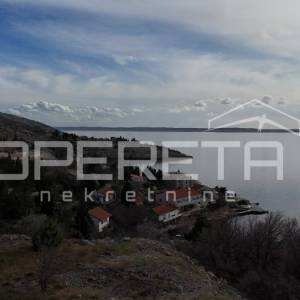NVESTICIJSKO ZEMLJIŠTE – PRVI RED DO MORA, TURISTIČKA NAMJENA
