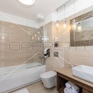 Obala dr. Franje Tuđmana , Turizam, 3.450.000,00 EUR