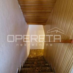 Obiteljska kuća u mirnom dijelu grada Korčule