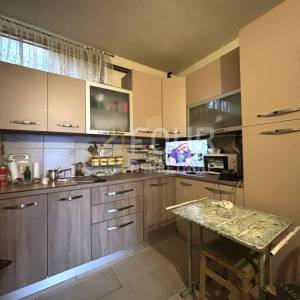 Ogulin, kuća s dva stana, 215.55m2