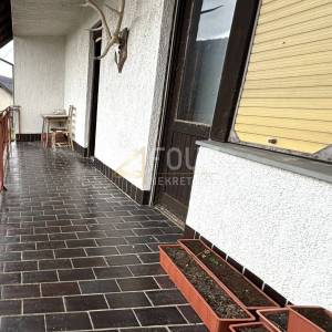 Ogulin, kuća s dva stana, 215.55m2