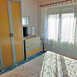 Okolica Dobrinja, samostojeća kuća, 100 m od mora!