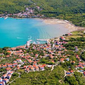 Okolica Dobrinja, samostojeća kuća, 100 m od mora!