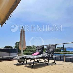 Okolica Krka, apartman u prizemlju s pogledom na more!