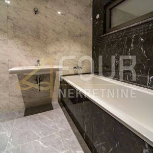 Opatija, 104.17m2, 2s+db, lođa i balkon, 100m od mora