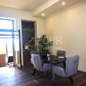 Opatija, 110m2, 3skl, prekrasan pogled na more