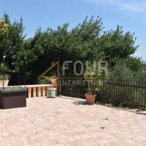 Opatija, 110m2, 3skl, prekrasan pogled na more