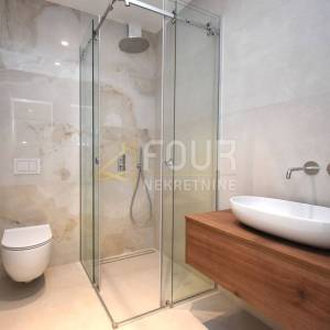 Opatija, 112.28m2, luksuzan stan, 3s+db, velika lođa, pogled na more