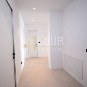 Opatija, 112.28m2, luksuzan stan, 3s+db, velika lođa, pogled na more