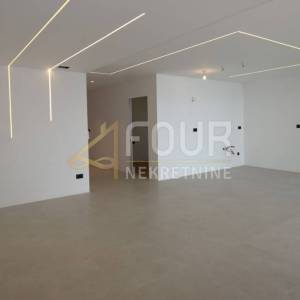Opatija, 112.28m2, luksuzan stan, 3s+db, velika lođa, pogled na more