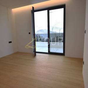 Opatija, 112.28m2, luksuzan stan, 3s+db, velika lođa, pogled na more