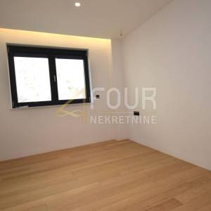 Opatija, 112.28m2, luksuzan stan, 3s+db, velika lođa, pogled na more