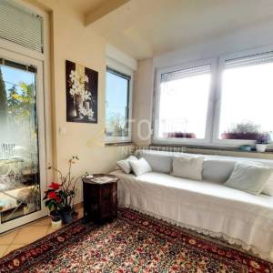 Opatija, 127.20m2, 2 stana - 3s+db i 1s+db
