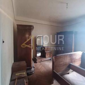 Opatija, 130m2, 4s+db, stan u strogom centru!