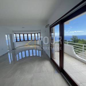 Opatija, 170.45m2, 2s+db, 3 terase, balkon, pogled, parking