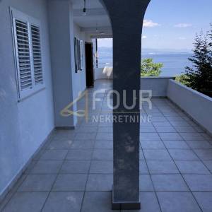 Opatija, 170.45m2, 2s+db, 3 terase, balkon, pogled, parking