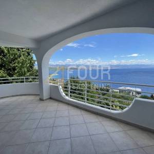 Opatija, 170.45m2, 2s+db, 3 terase, balkon, pogled, parking