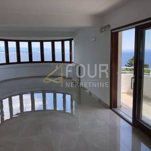 Opatija, 170.45m2, 2s+db, 3 terase, balkon, pogled, parking