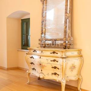 Opatija, 185m2, dvoetažni stan 3s+db, balkon, vrt, pogled na more