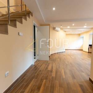 Opatija, 185m2, dvoetažni stan 3s+db, balkon, vrt, pogled na more