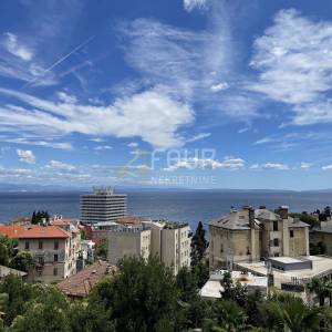 Opatija, 205.88m2, stan u lijepoj secesijskoj vili 