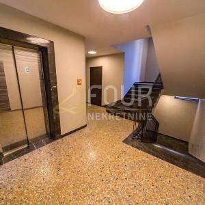 Opatija, 2s+db, 214.29m2, dvije terase