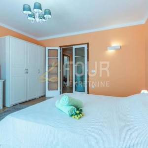 Opatija, 3s+db sa studio apartmanom, 140.67m2, garaža, vrt