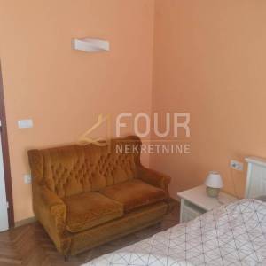 Opatija, 3s+db sa studio apartmanom, 140.67m2, garaža, vrt
