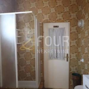 Opatija, 57.37m2, 1s+db, stan s okućnicom