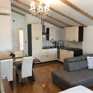 Opatija, 65.41m2, stan s pogledom na more