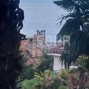 Opatija, 67.41m2, 2s+db, stan s terasom i garažom