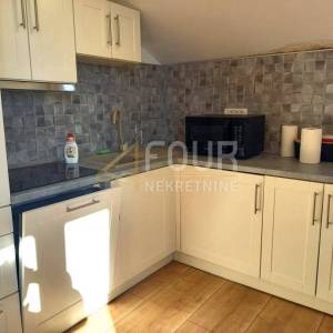 Opatija, 70m2 - 3skl, terasa, dodatni studio apartman