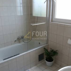 Opatija, 84.35m2, 2s+db, pogled na more