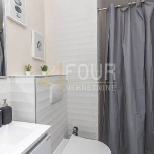 Opatija, Bregi, 153.46m2, luksuzna etaža - u naravi 2 stana, velika terasa, panoramski pogled