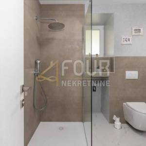 Opatija, Bregi, 153.46m2, luksuzna etaža - u naravi 2 stana, velika terasa, panoramski pogled