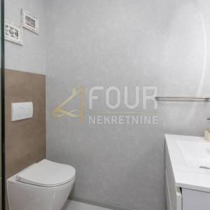 Opatija, Bregi, 153.46m2, luksuzna etaža - u naravi 2 stana, velika terasa, panoramski pogled