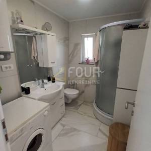 Opatija, Bregi, 2 samostojeće kuće na velikoj parceli od 2.246m2