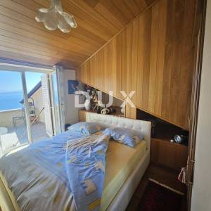 OPATIJA, BREGI- dvoetažni stan 100m2, DB+2S s panoramskim pogledom na more i garažom za najam
