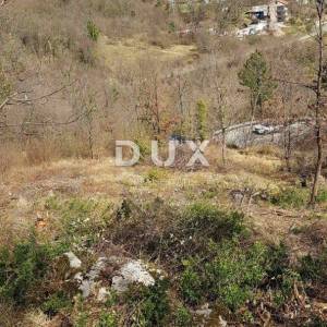 OPATIJA, BREGI - građevinski teren 1945m2 s pogledom na more za poslovno- stambenu ili stambenu zgradu – stanove / obiteljsku k...