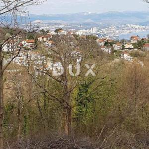 OPATIJA, BREGI - građevinski teren 1945m2 s pogledom na more za poslovno- stambenu ili stambenu zgradu – stanove / obiteljsku k...