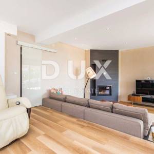 OPATIJA - BREGI - kuća / villa 240m2 sa pogledom na more i bazenom + uređen okoliš 800m2
