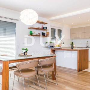 OPATIJA - BREGI - kuća / villa 240m2 sa pogledom na more i bazenom + uređen okoliš 800m2