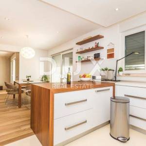 OPATIJA - BREGI - kuća / villa 240m2 sa pogledom na more i bazenom + uređen okoliš 800m2