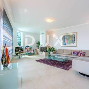OPATIJA - BREGI - kuća / villa 200m2 sa pogledom na more + uređen okoliš 250m2