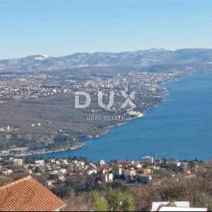Opatija, Bregi - Poljoprivredno zemljište s prekrasnim panoramskim pogledom na more, kao prilika za skoru prenamjenu u građevinsko!